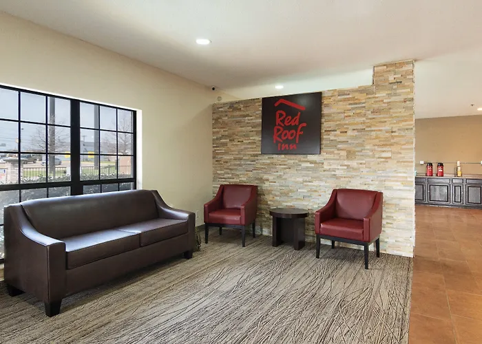 Red Roof Worth - Saginaw Motel 2*