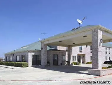 Red Roof Worth - Saginaw Motel